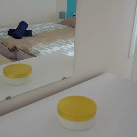 Apartman Piso Paraiso La Nea